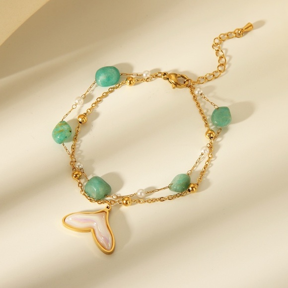 Jewelry - Gold and Green Mermaid Tail Bracelet